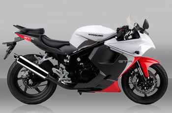 Hyosung GT 250 iR 2016 - Bild 3