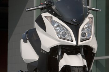 Kymco Downtown 300i 2016 - Bild 3 Kymco Downtown 300i 2016 - Bild 3