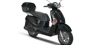 Kymco Like 50 4T 2016 vs Peugeot Django 50 4T Dark 2021