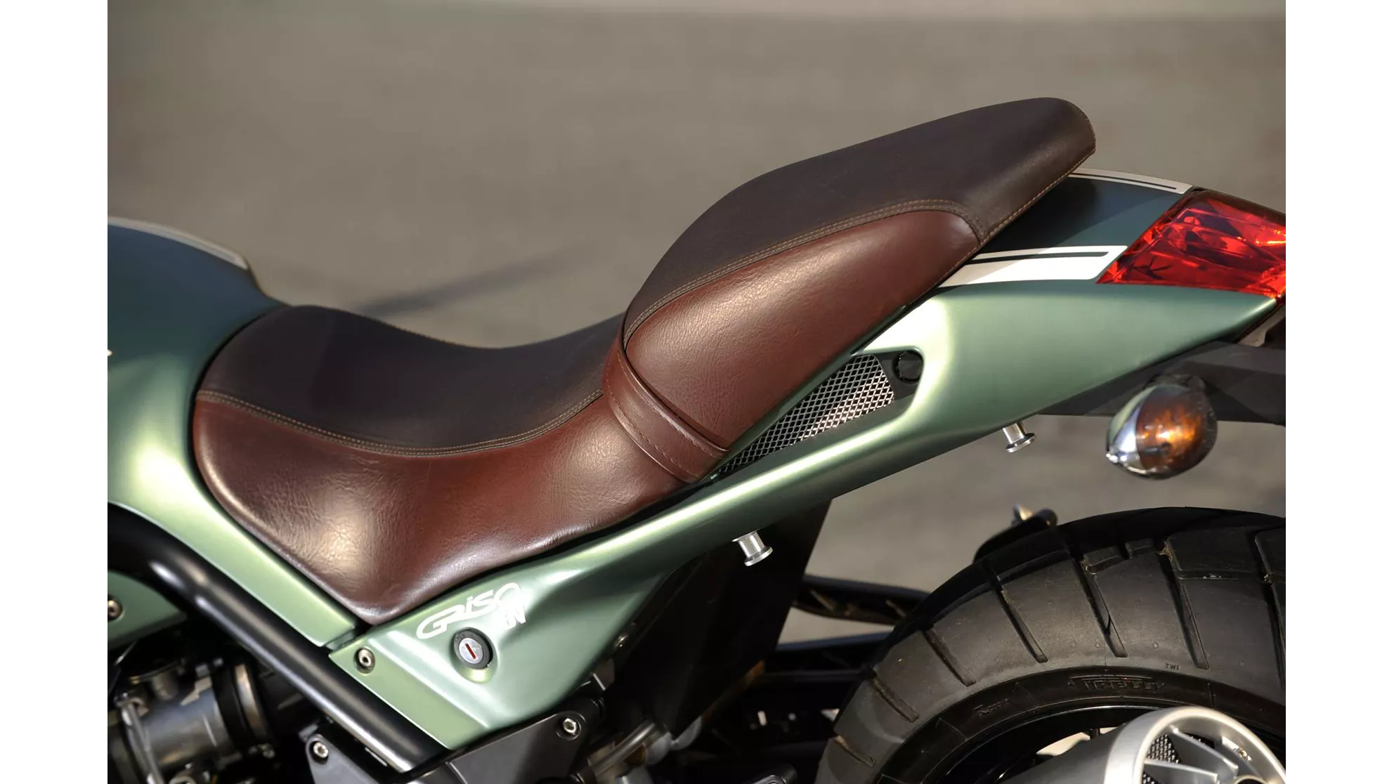 Moto Guzzi Griso 1200 8V - Image 2 Moto Guzzi Griso 1200 8V - Image 2