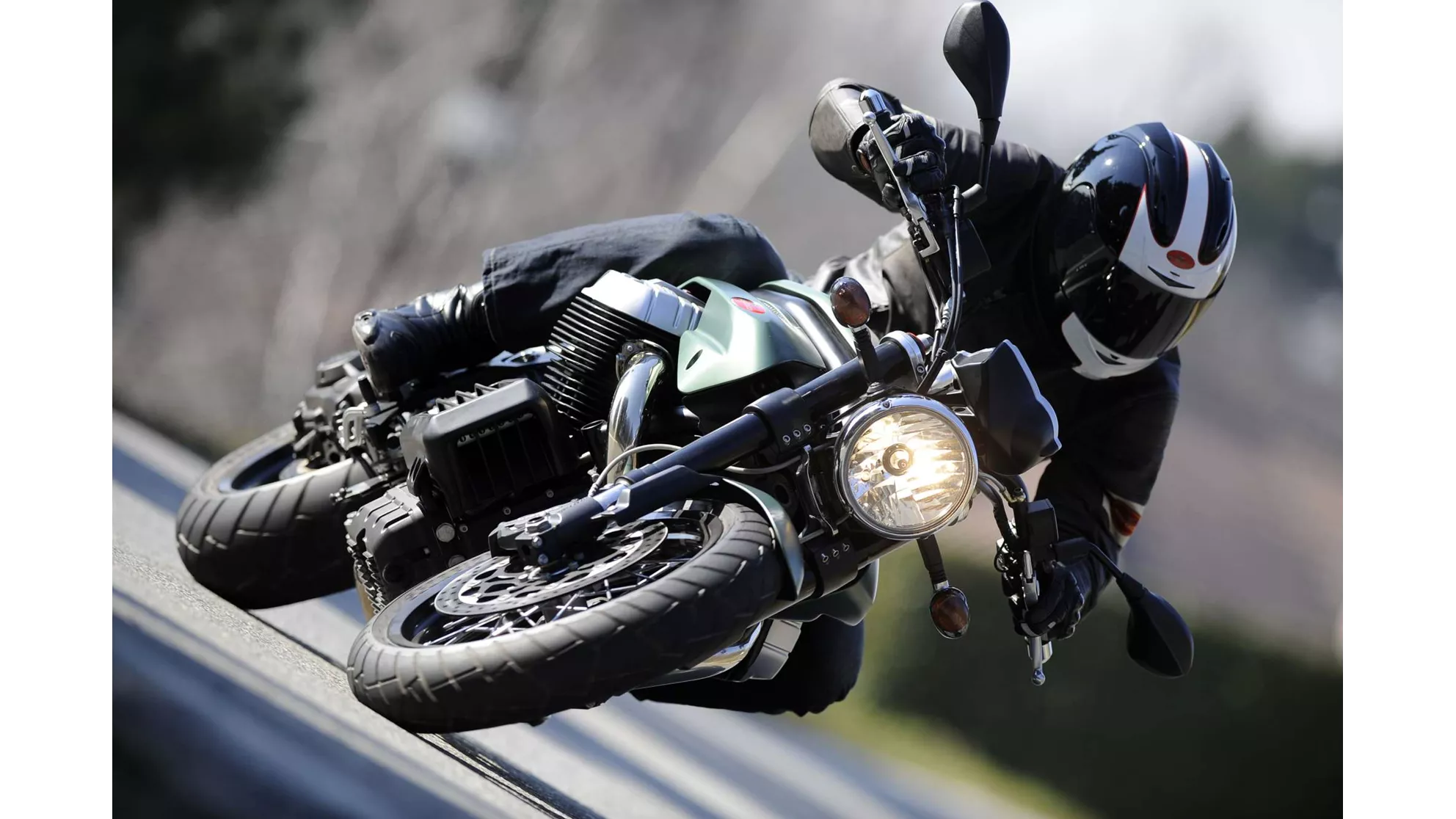 Moto Guzzi Griso 1200 8V - Image 6 Moto Guzzi Griso 1200 8V - Image 6