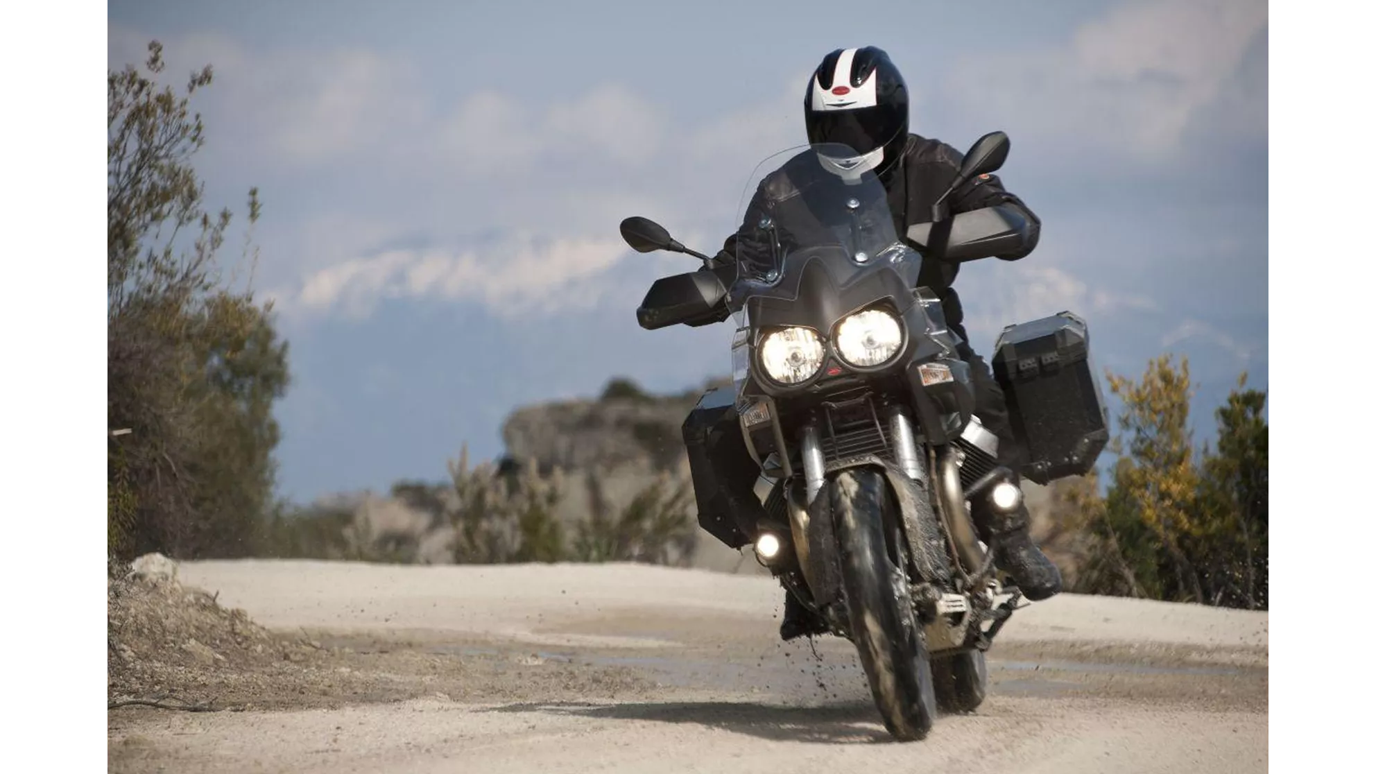 Moto Guzzi Stelvio 1200 8V NTX - Image 1 Moto Guzzi Stelvio 1200 8V NTX - Image 1