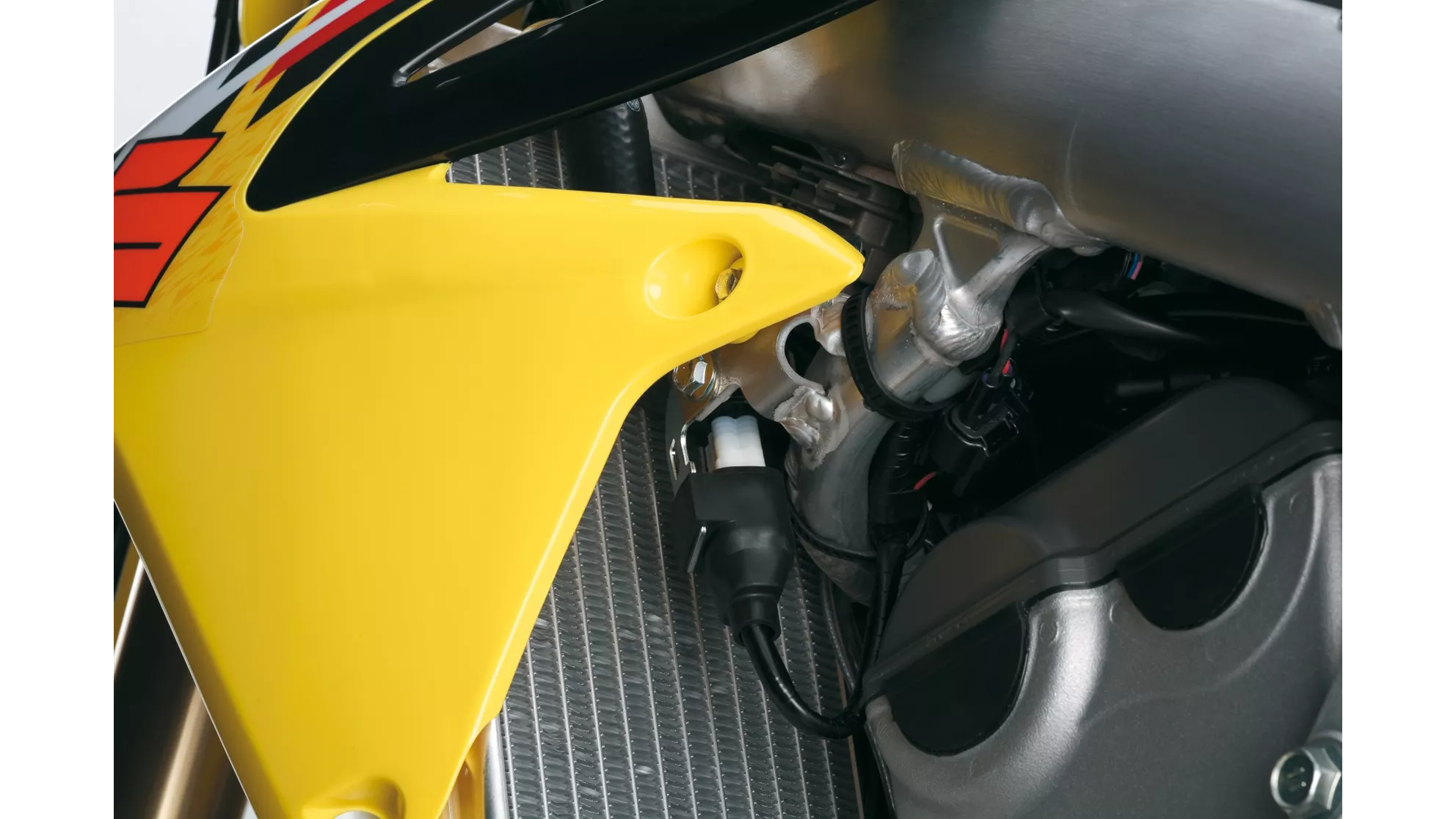 Suzuki RM-Z450 - Image 6 Suzuki RM-Z450 - Image 6