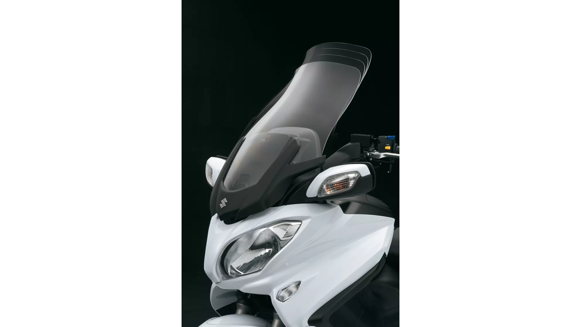 Suzuki Burgman 650 Executive - Image 6 Suzuki Burgman 650 Executive - Image 6