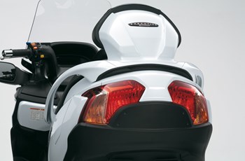 Suzuki Burgman 650 Executive 2016 - Bild 9