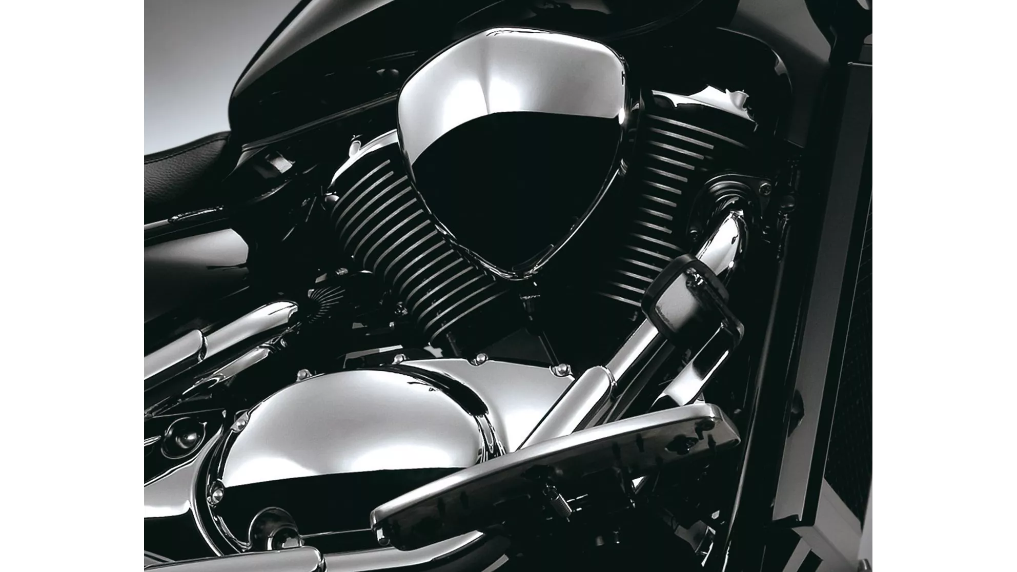 Suzuki Intruder C800 - Image 6 Suzuki Intruder C800 - Image 6