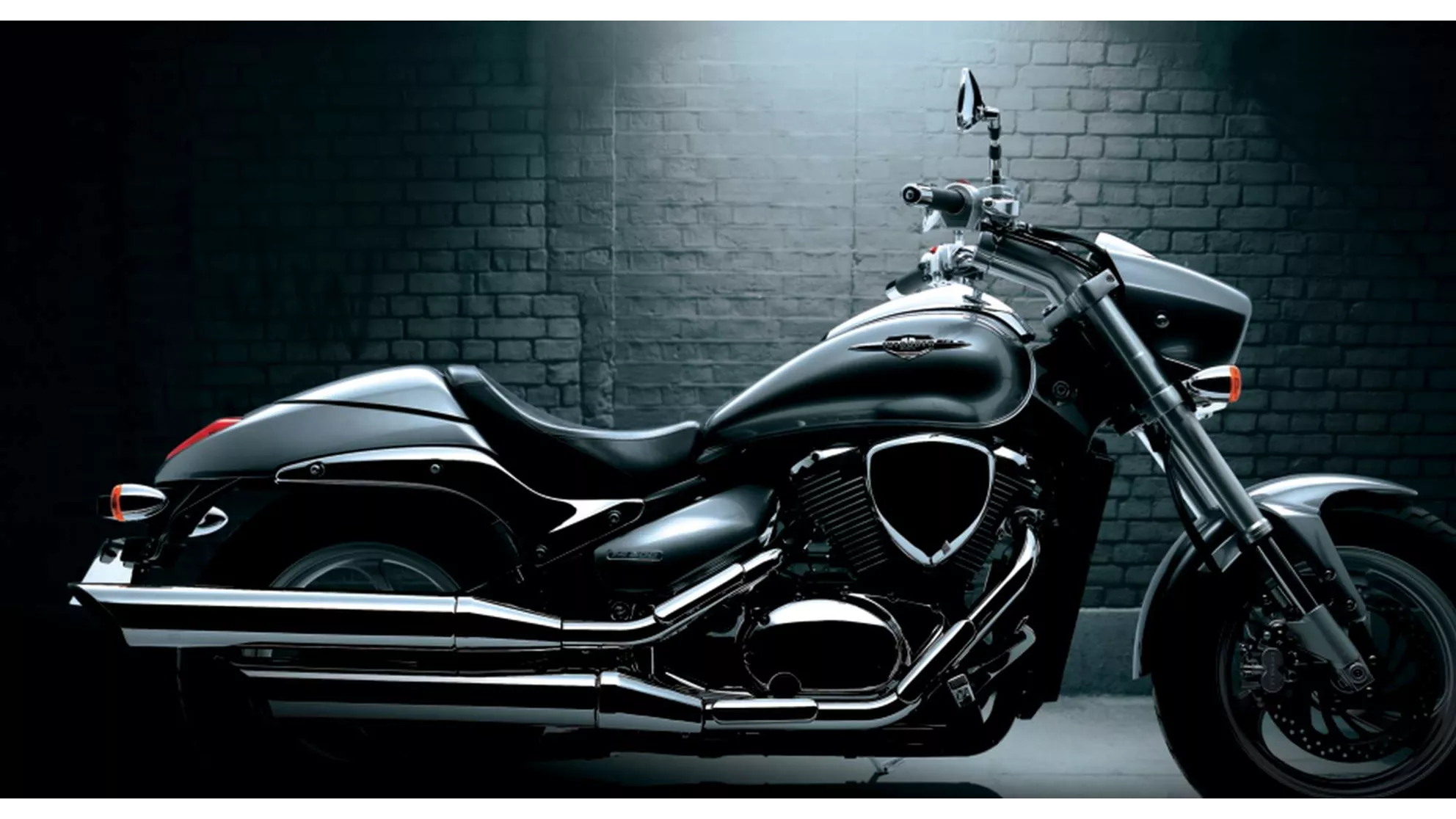 Suzuki Intruder M800 - Image 1 Suzuki Intruder M800 - Image 1