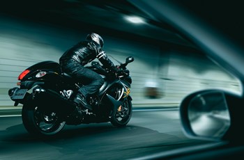 Suzuki Hayabusa 2016 - Bild 3 Suzuki Hayabusa 2016 - Bild 3