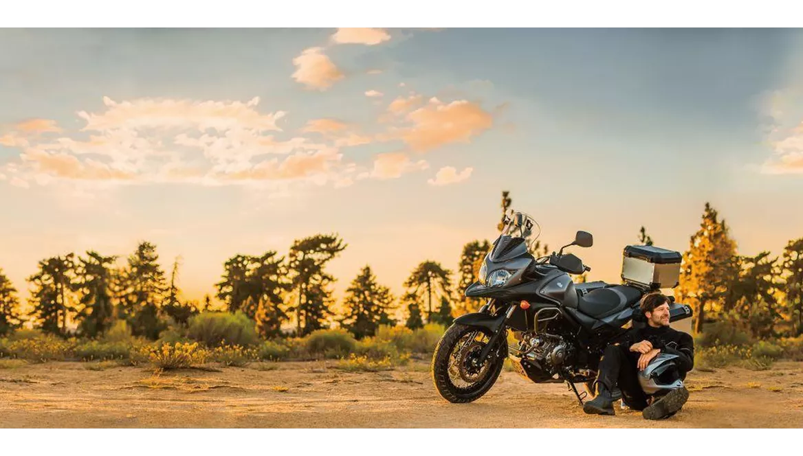Suzuki V-Strom 650 XT Traveller 2016 Suzuki V-Strom 650 XT Traveller 2016