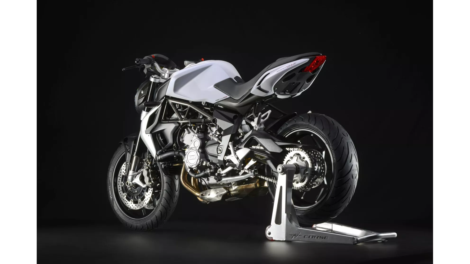 MV Agusta Brutale 675 - Image 3 MV Agusta Brutale 675 - Image 3