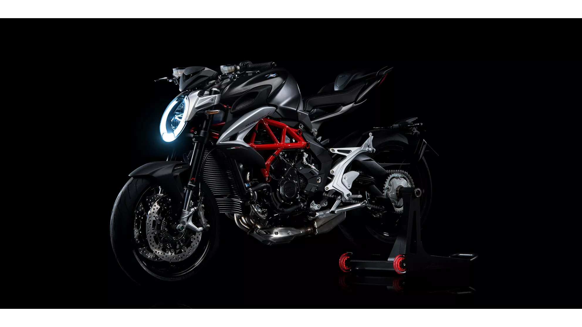 MV Agusta Brutale 800 - Image 5 MV Agusta Brutale 800 - Image 5