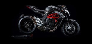 MV Agusta Brutale 800 2016 vs Ducati Streetfighter V2 2022