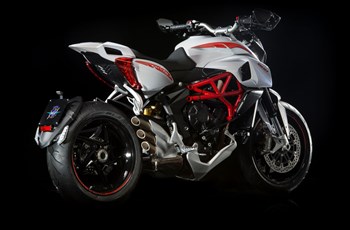 MV Agusta Rivale 800 2016 - Bild 9