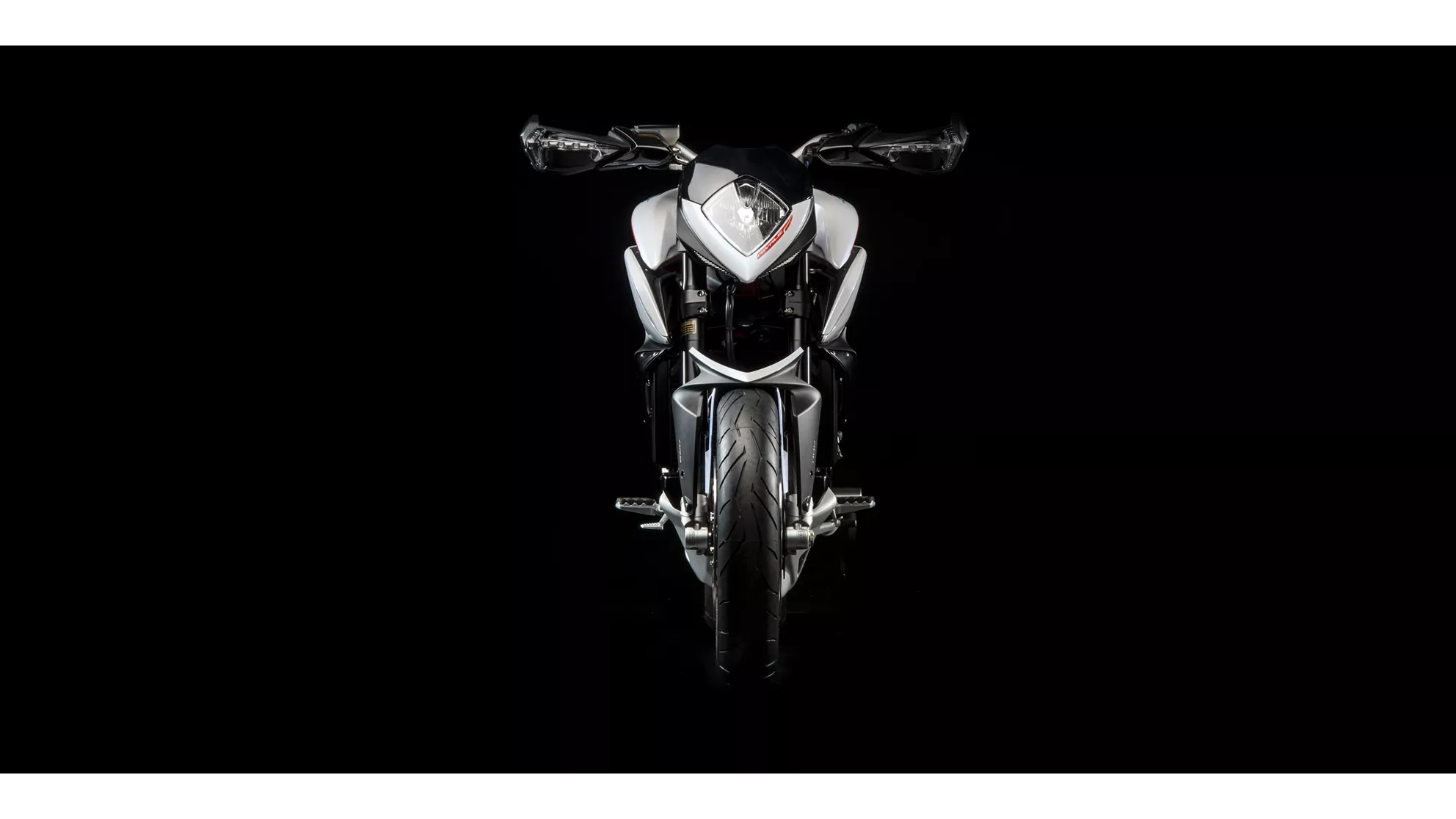 MV Agusta Rivale 800 - Image 12 MV Agusta Rivale 800 - Image 12