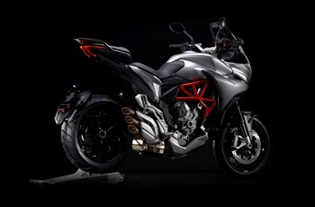 MV Agusta Turismo Veloce 800 2016 - Bild 4