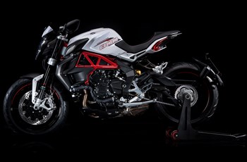 MV Agusta Dragster 800 2016 - Bild 12