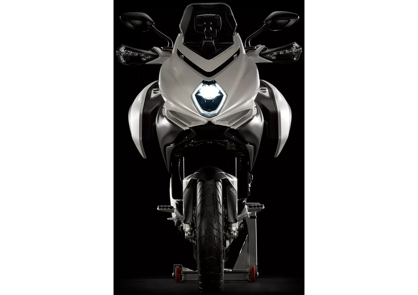 MV Agusta Turismo Veloce 800 Lusso 2016 MV Agusta Turismo Veloce 800 Lusso 2016
