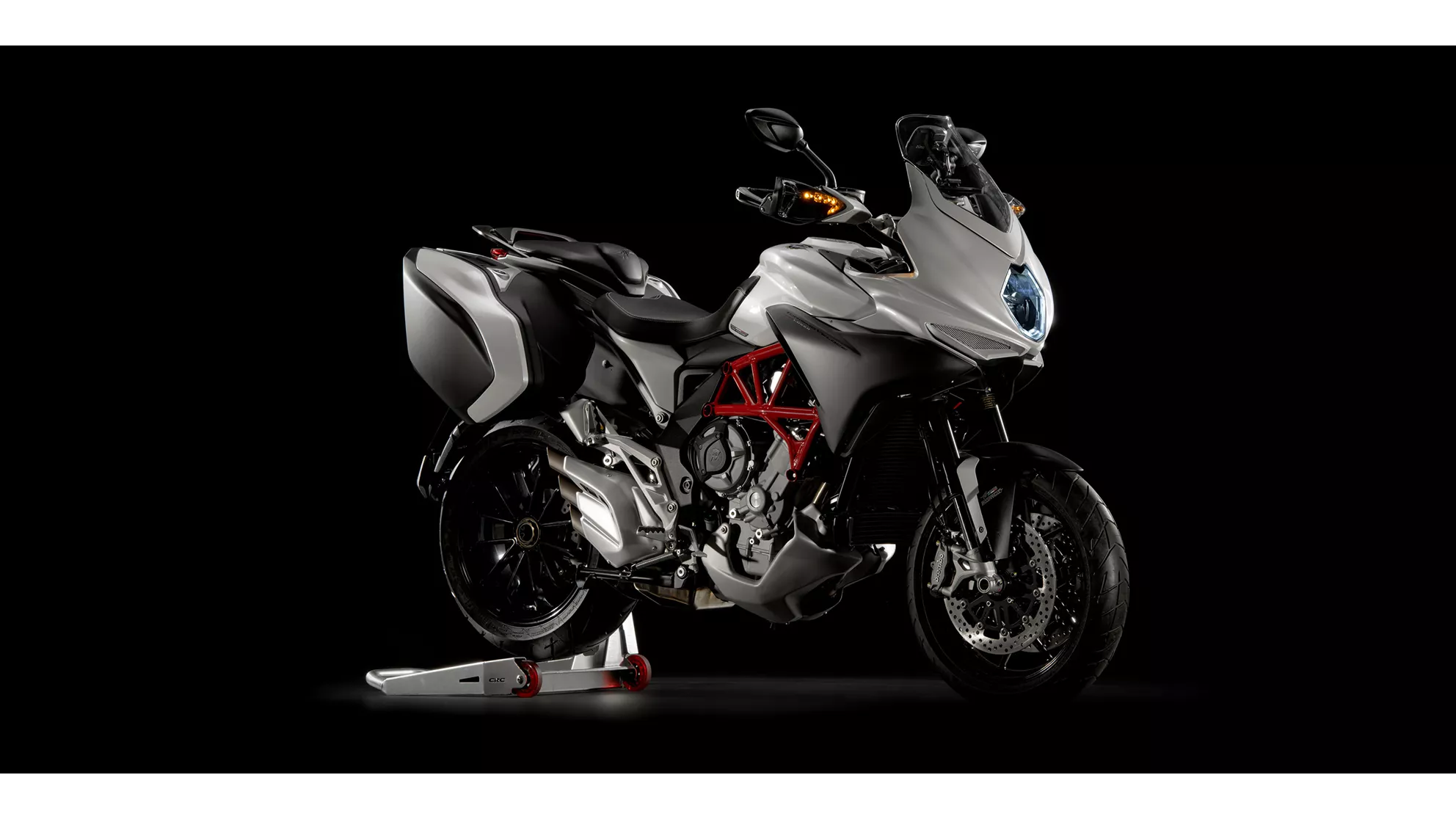 MV Agusta Turismo Veloce 800 Lusso - Image 4 MV Agusta Turismo Veloce 800 Lusso - Image 4