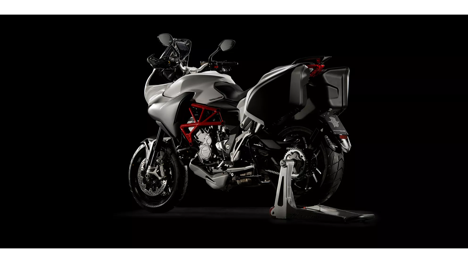 MV Agusta Turismo Veloce 800 Lusso - Image 5 MV Agusta Turismo Veloce 800 Lusso - Image 5