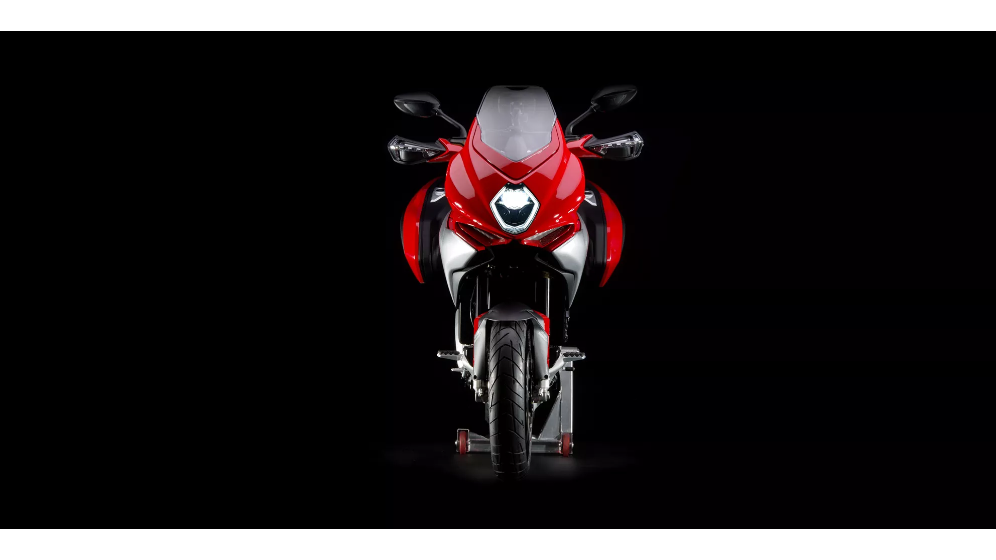 MV Agusta Turismo Veloce 800 Lusso - Image 9 MV Agusta Turismo Veloce 800 Lusso - Image 9