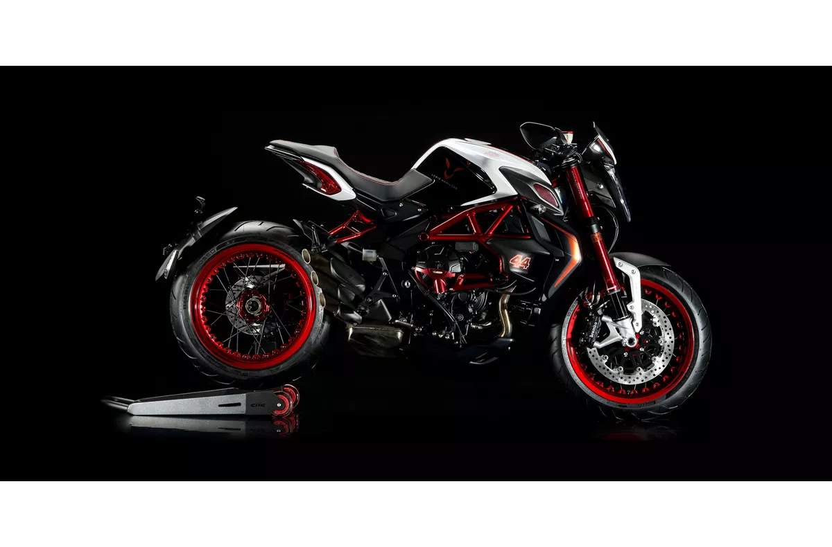 MV Agusta Brutale 800 RR LH44 Dragster MV Agusta Brutale 800 RR LH44 Dragster