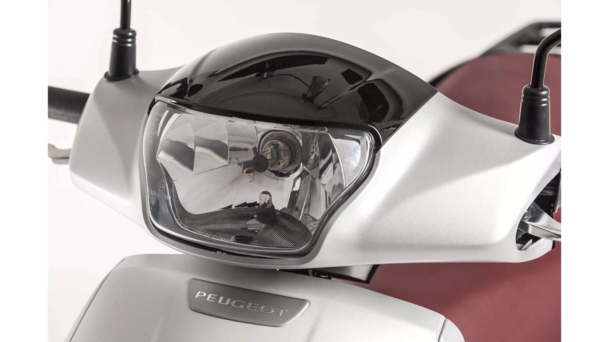 Peugeot Tweet 125 - Image 10 Peugeot Tweet 125 - Image 10