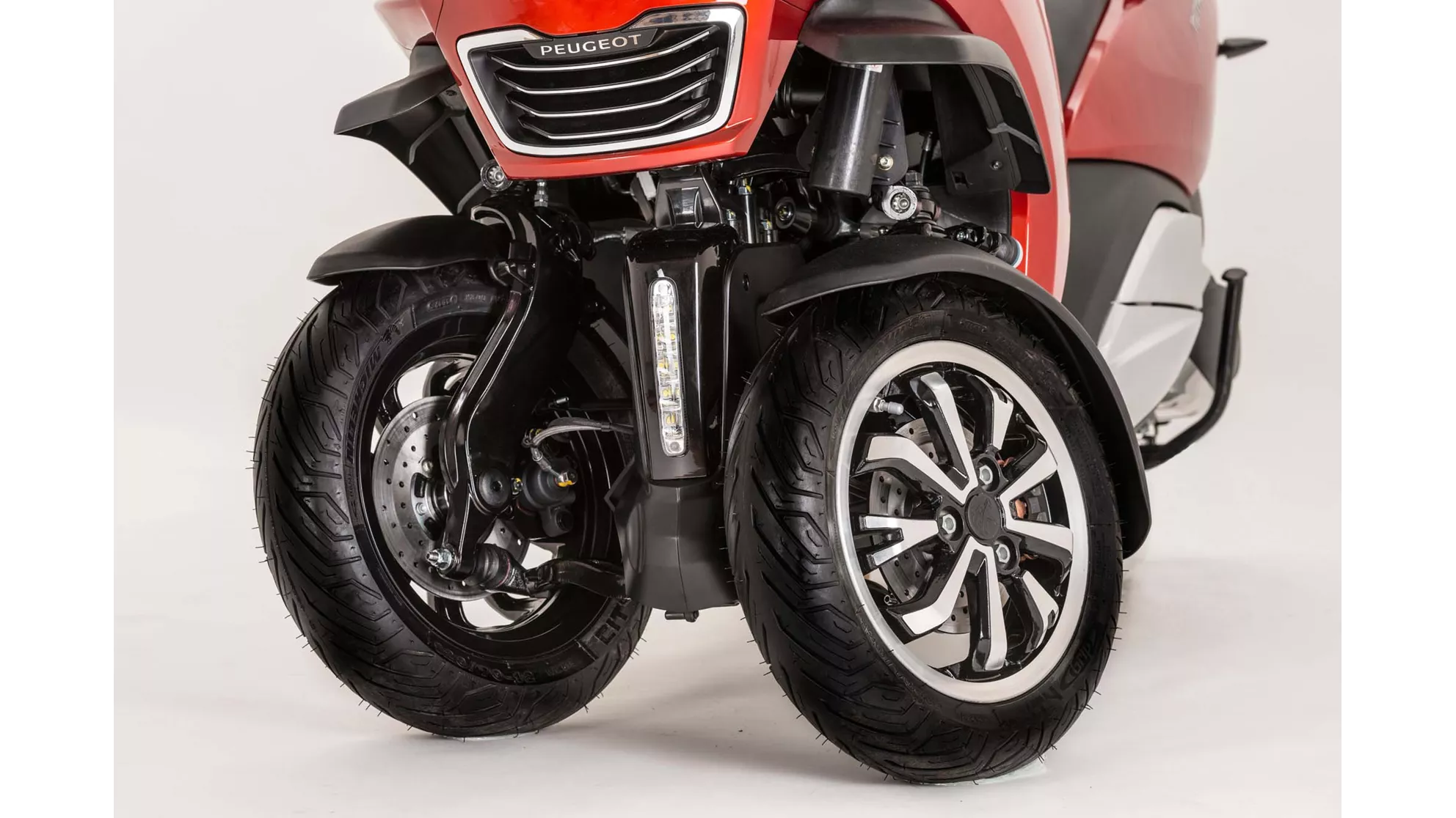 Peugeot Metropolis 400 - Image 7 Peugeot Metropolis 400 - Image 7