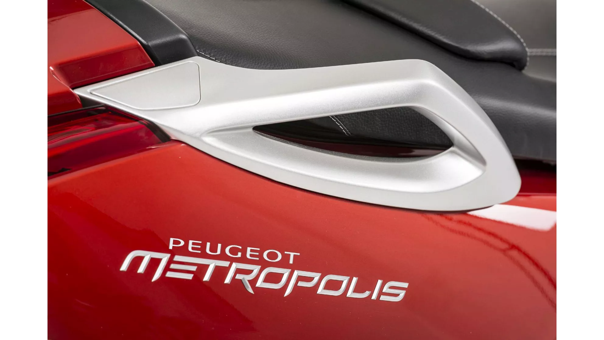 Peugeot Metropolis 400 - Image 13 Peugeot Metropolis 400 - Image 13