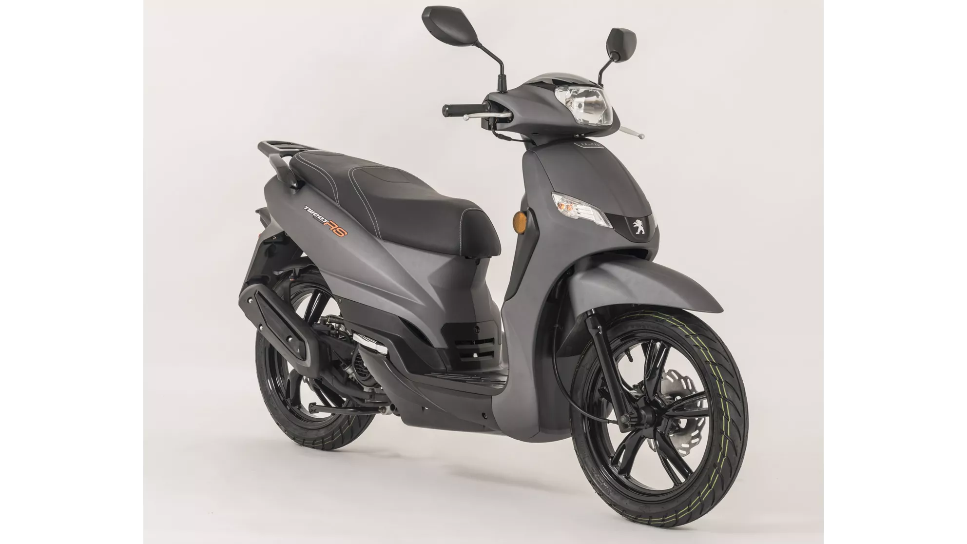 Peugeot Tweet 125 RS - Image 1 Peugeot Tweet 125 RS - Image 1