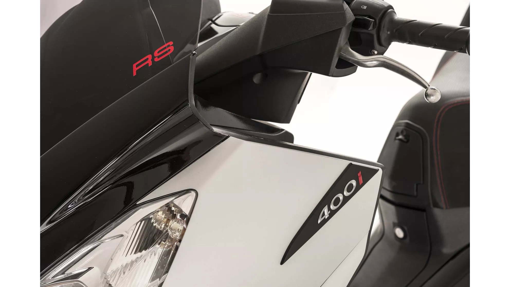 Peugeot Satelis 2 400 RS - Image 4 Peugeot Satelis 2 400 RS - Image 4