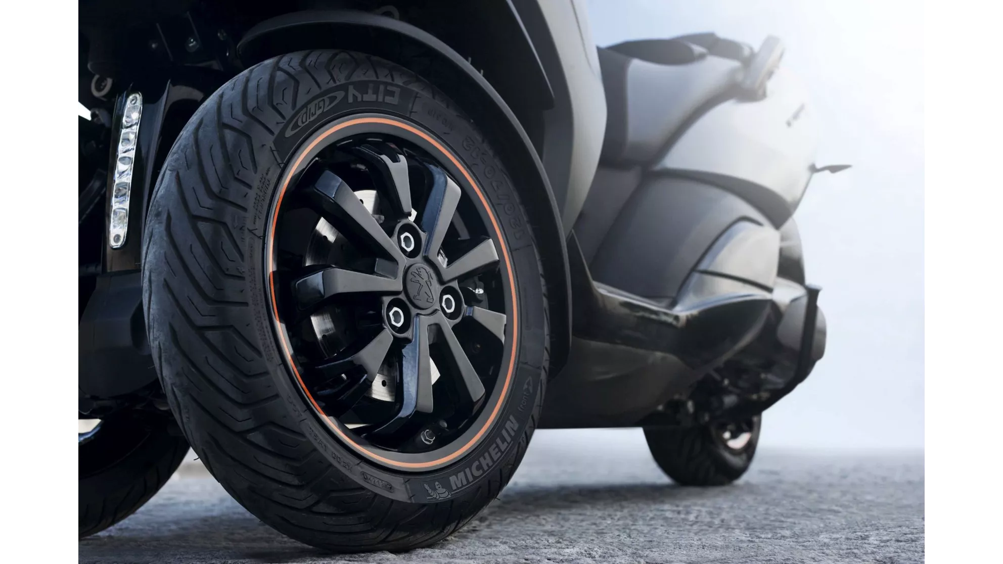 Peugeot Metropolis 400 D-air - Image 3 Peugeot Metropolis 400 D-air - Image 3