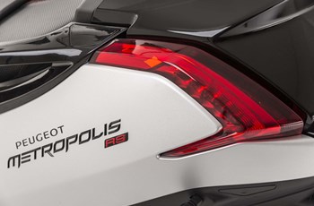 Peugeot Metropolis 400i RS 2016 - Bild 7 Peugeot Metropolis 400i RS 2016 - Bild 7
