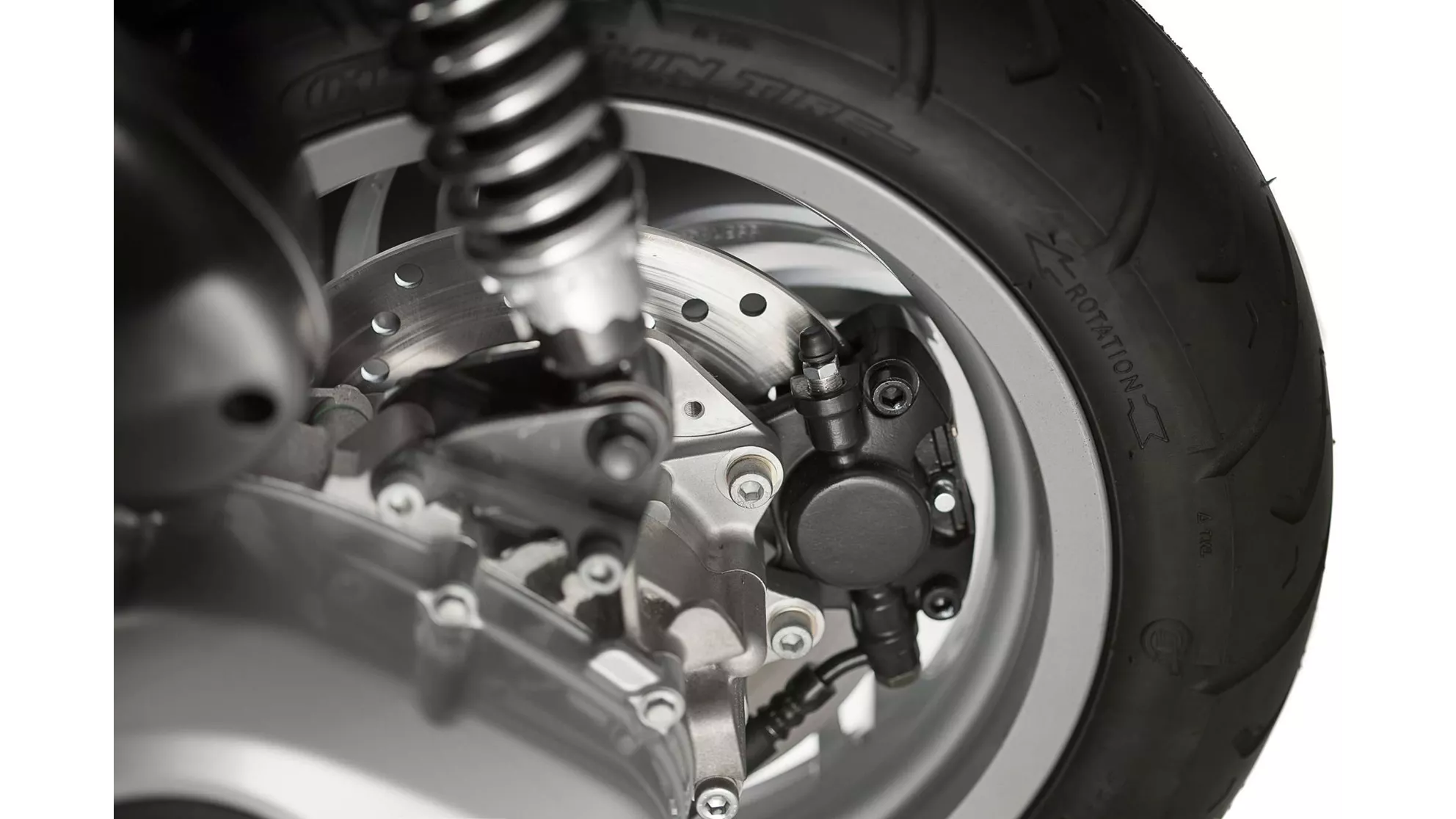 Piaggio Fly 50 2T - Image 5 Piaggio Fly 50 2T - Image 5