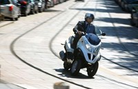 Piaggio MP3 Hybrid 300 LT 2016 - Bild 5