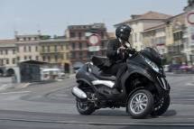 Piaggio MP3 Touring 300 LT 2016 - Bild 11