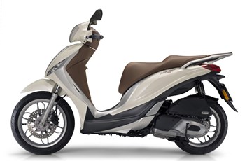 Piaggio Medley 125 ie IGET 2016 - Bild 10 Piaggio Medley 125 ie IGET 2016 - Bild 10