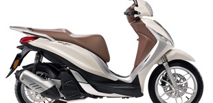 Piaggio Medley 125 ie IGET 2018 vs Piaggio Medley 150 2016