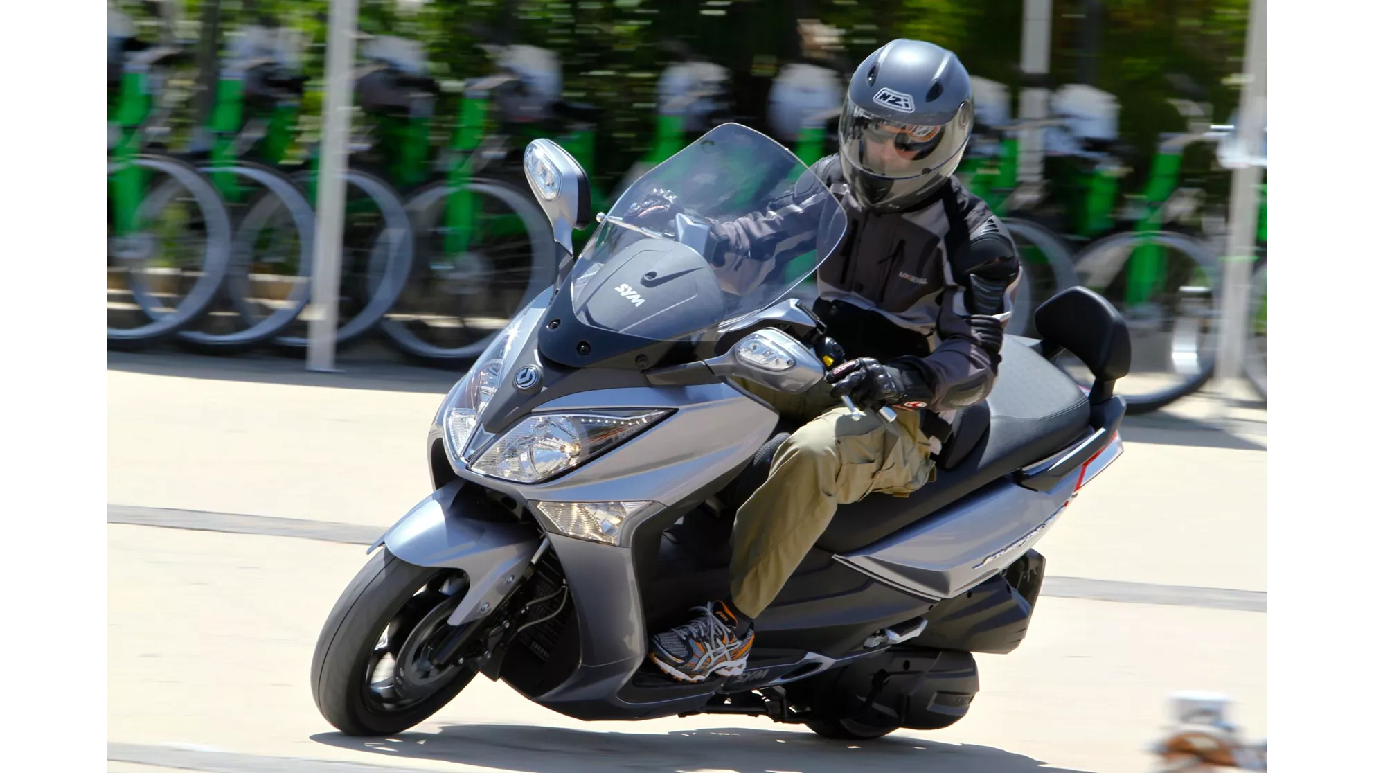 Sym GTS 300i - Image 1 Sym GTS 300i - Image 1