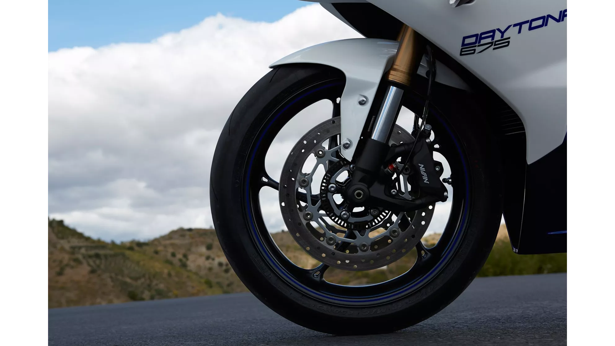 Triumph Daytona 675 - Image 9 Triumph Daytona 675 - Image 9