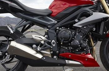 Triumph Street Triple 2016 - Bild 17 Triumph Street Triple 2016 - Bild 17