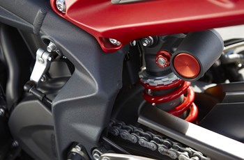 Triumph Street Triple 675 R 2016 - Bild 12 Triumph Street Triple 675 R 2016 - Bild 12