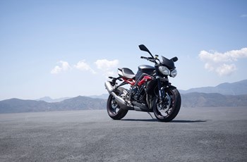 Triumph Street Triple 675 R 2016 - Bild 15 Triumph Street Triple 675 R 2016 - Bild 15