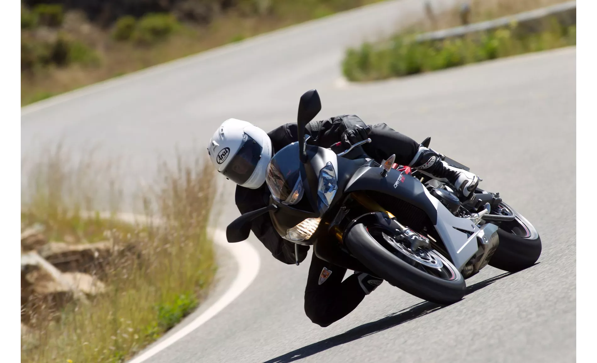 Triumph Daytona 675 R 2016 Triumph Daytona 675 R 2016