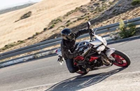 Triumph Street Triple RX 2016 - Bild 2 Triumph Street Triple RX 2016 - Bild 2