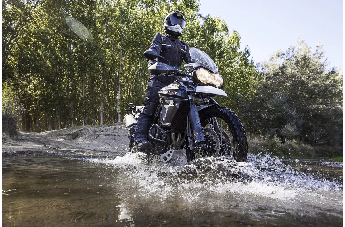 Triumph Tiger 800 XCx Triumph Tiger 800 XCx