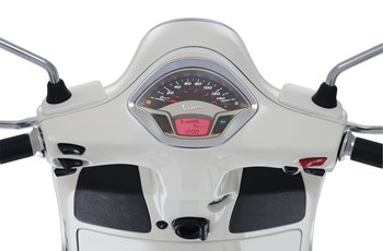 Vespa GTS 125 ie Super 2016 - Bild 10
