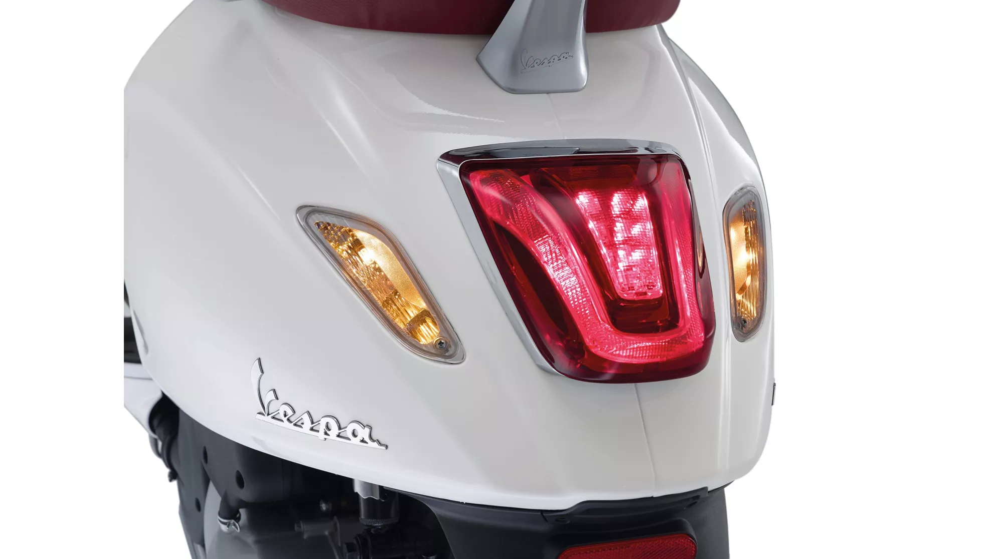 Vespa Primavera 125 i.e. 3V - Image 3 Vespa Primavera 125 i.e. 3V - Image 3