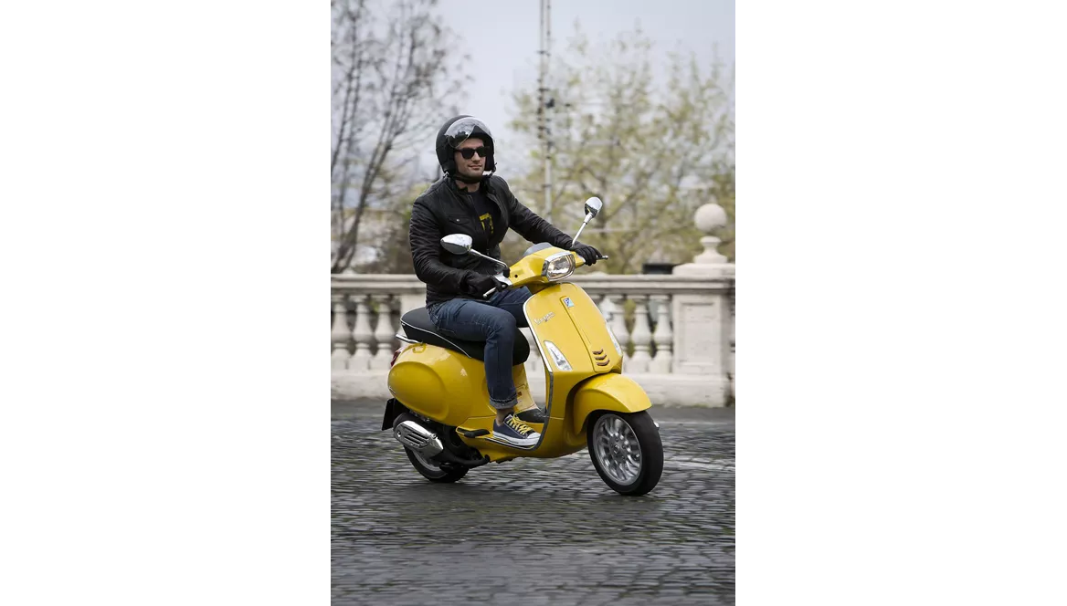 Vespa Sprint 125 i.e. 3V 2016 Vespa Sprint 125 i.e. 3V 2016
