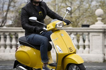 Vespa Sprint 125 i.e. 3V 2016 - Bild 2 Vespa Sprint 125 i.e. 3V 2016 - Bild 2