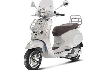 Vespa Primavera 50 Touring 2016 - Bild 3 Vespa Primavera 50 Touring 2016 - Bild 3
